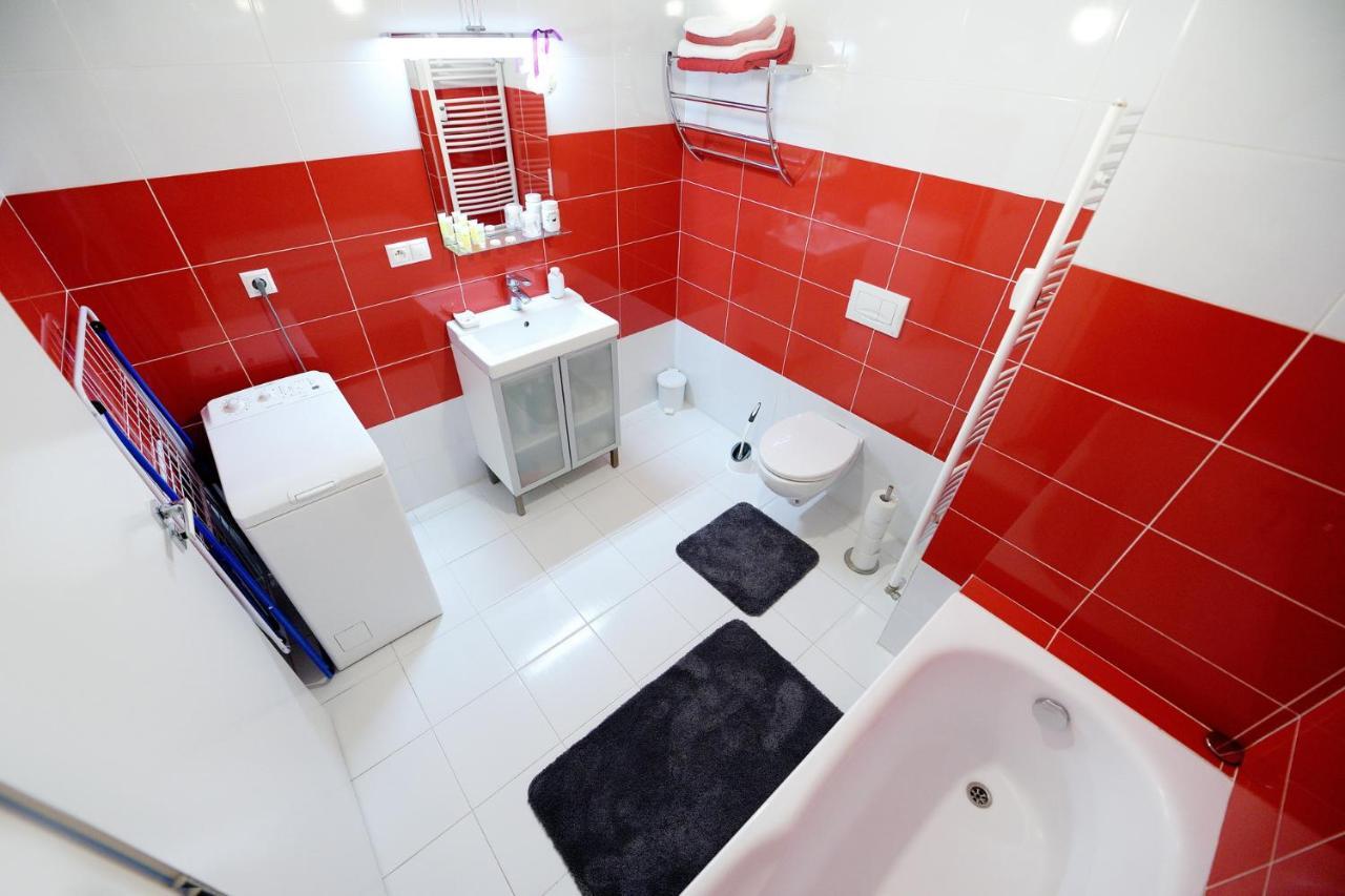 פישטני Apartman Centroom מראה חיצוני תמונה