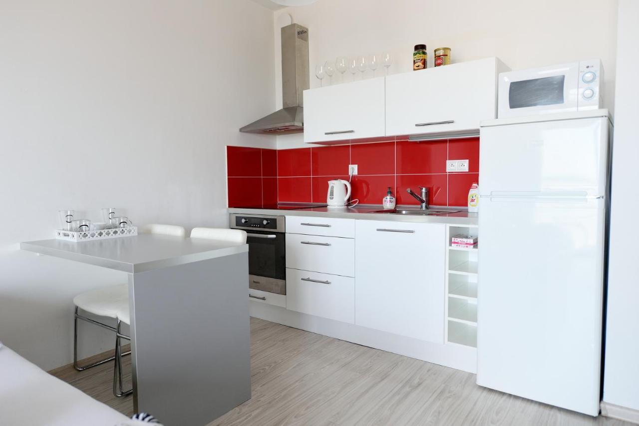פישטני Apartman Centroom מראה חיצוני תמונה