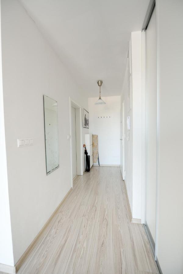 פישטני Apartman Centroom מראה חיצוני תמונה