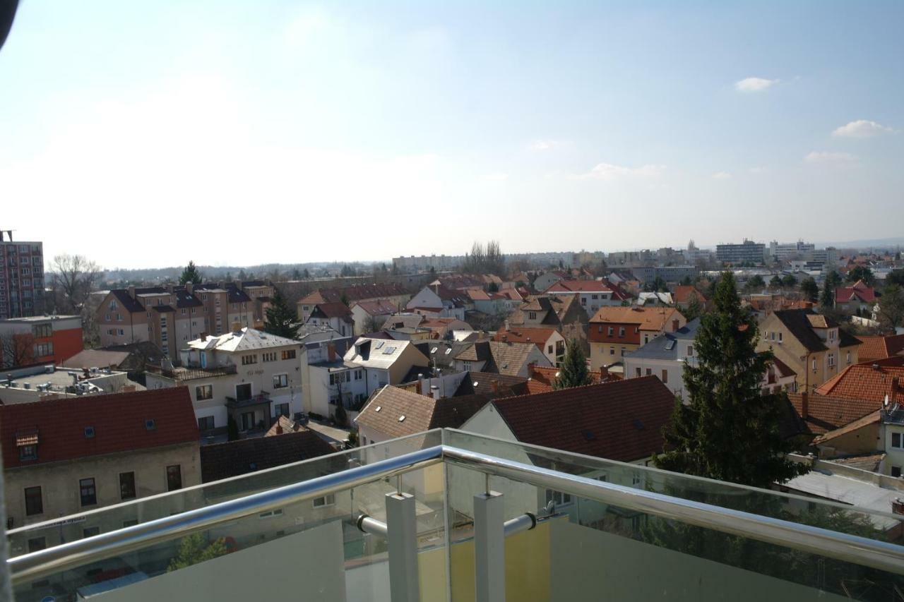 פישטני Apartman Centroom מראה חיצוני תמונה